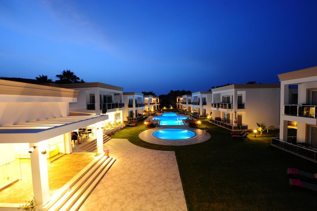 Delita Suite Hotel Turkbuku Golturkbuku Exteriör bild