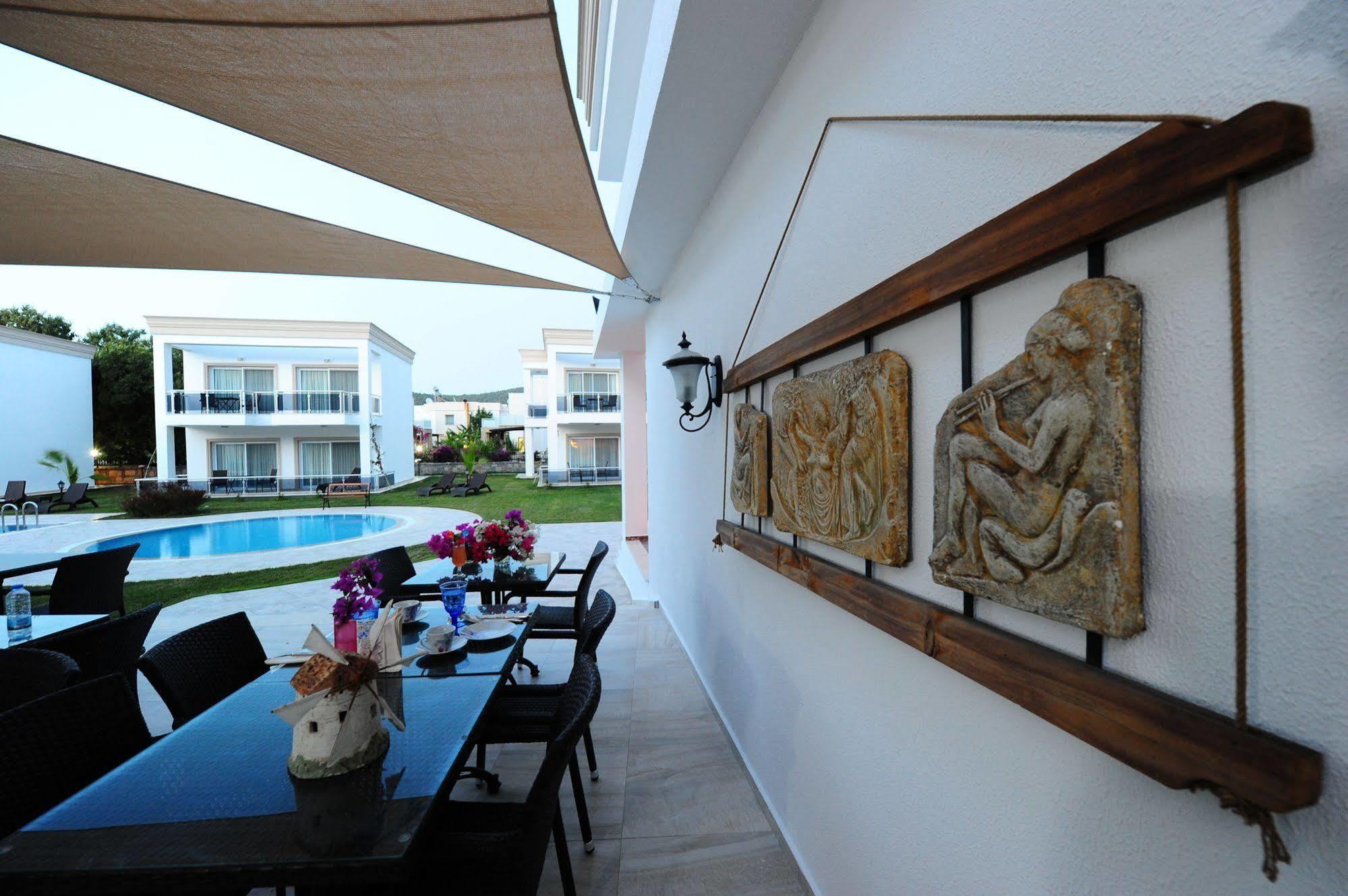 Delita Suite Hotel Turkbuku Golturkbuku Exteriör bild